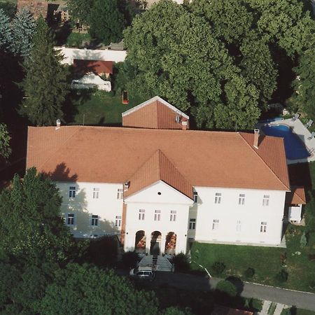 Bed and breakfast Misefa Kastely Extérieur photo