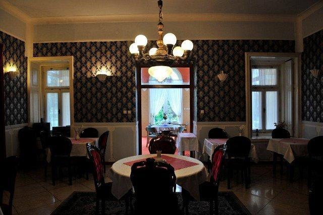 Bed and breakfast Misefa Kastely Extérieur photo